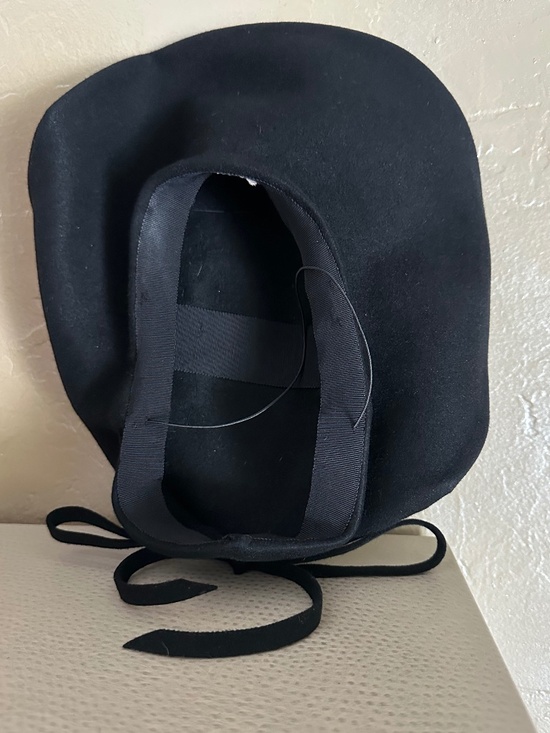GLAMOROUS 1940s\' BLACK FELT TILT HAT +POINTY BACK main image 7